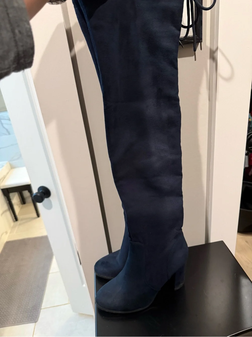 Over-the-Knee Women's Suede Boots - Navy